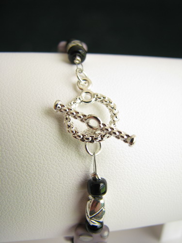 Toggle clasp