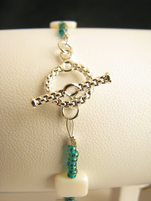 Toggle clasp